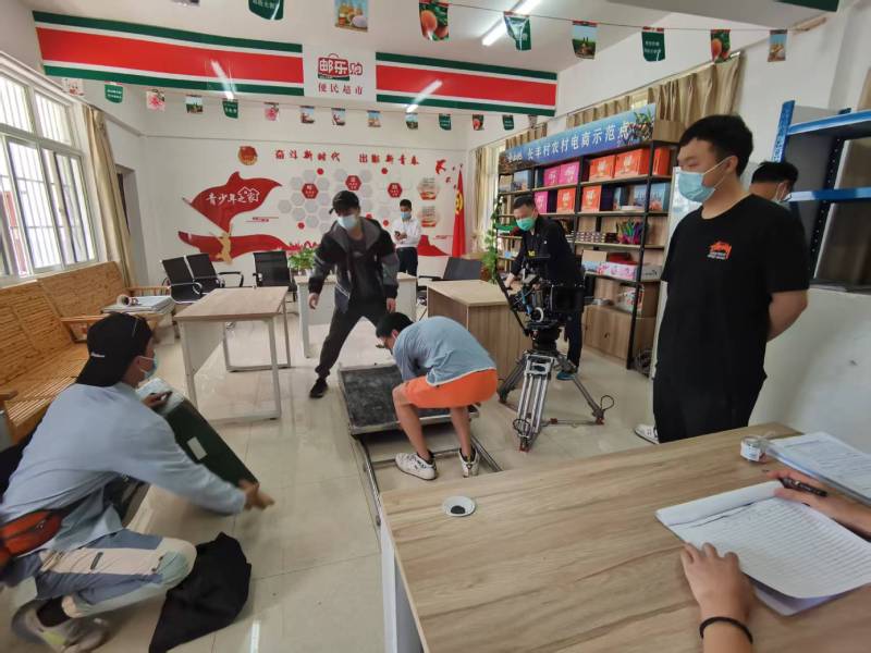 城厢区广告片拍摄公司：极简主义践行者，少即是多的视觉哲学